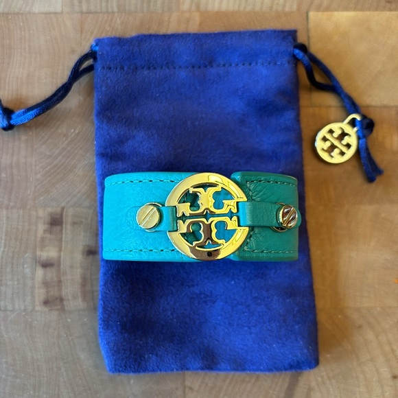 Tory Burch braclet/cuff for sale with original bag! - Picture 2 of 4
